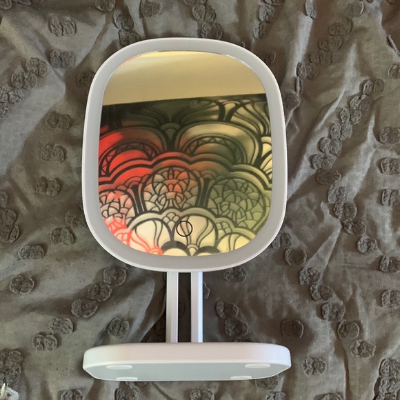 Impressions vanity mirror - Picture 7 of 9